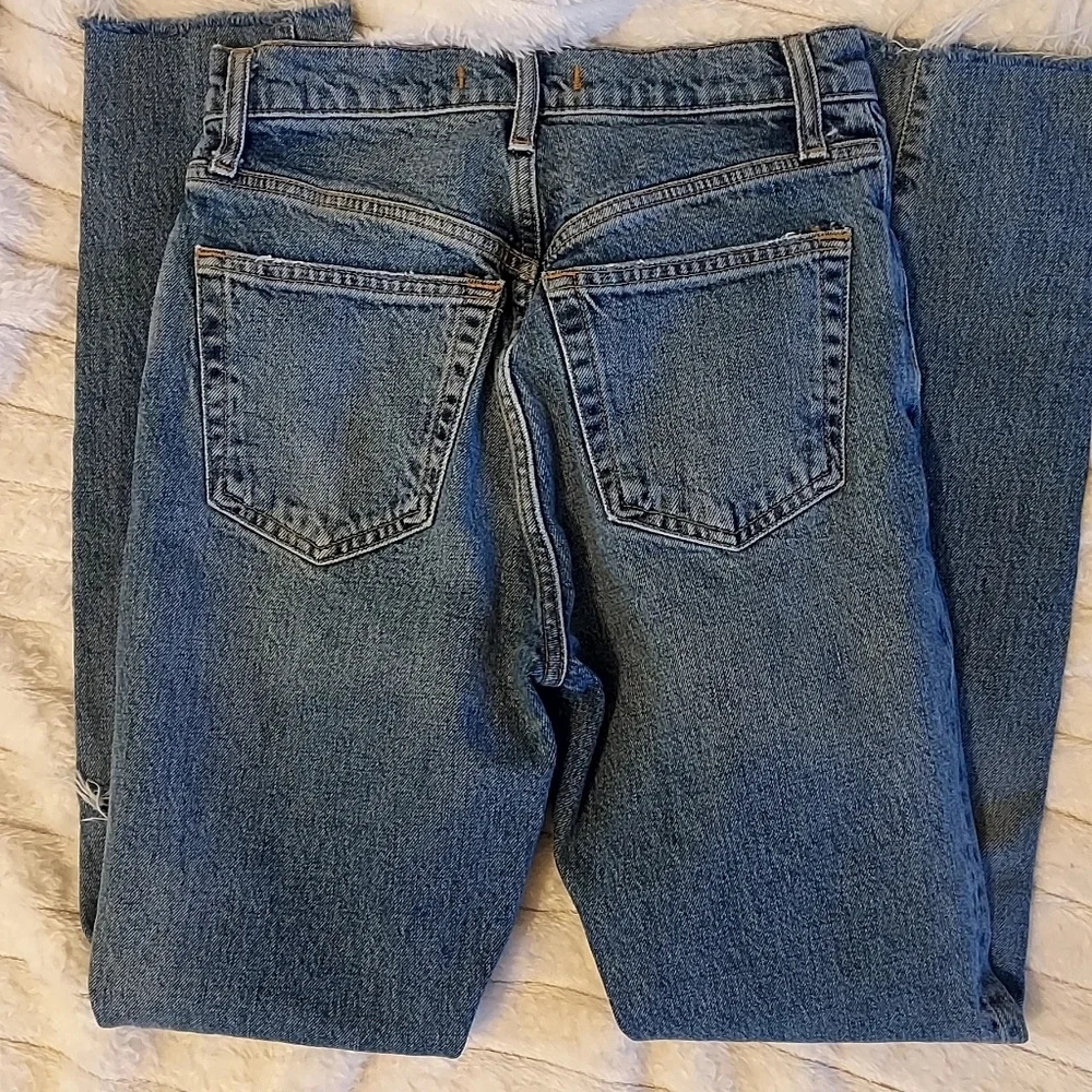 FP Distressed Striaght Leg Cutoff Jeans